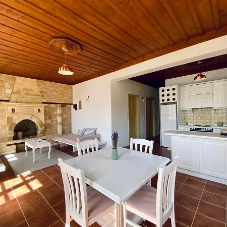 Apartment To Petrino Megisti