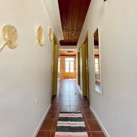 To Petrino Apartman Mejíszti